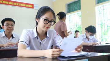 Nên Học Cao Đẳng Thú Y Hay Đại Học Thú Y? tuyen-sinh-2024-11